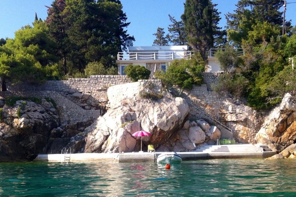 Beach House On The Cliff Затон Экстерьер фото